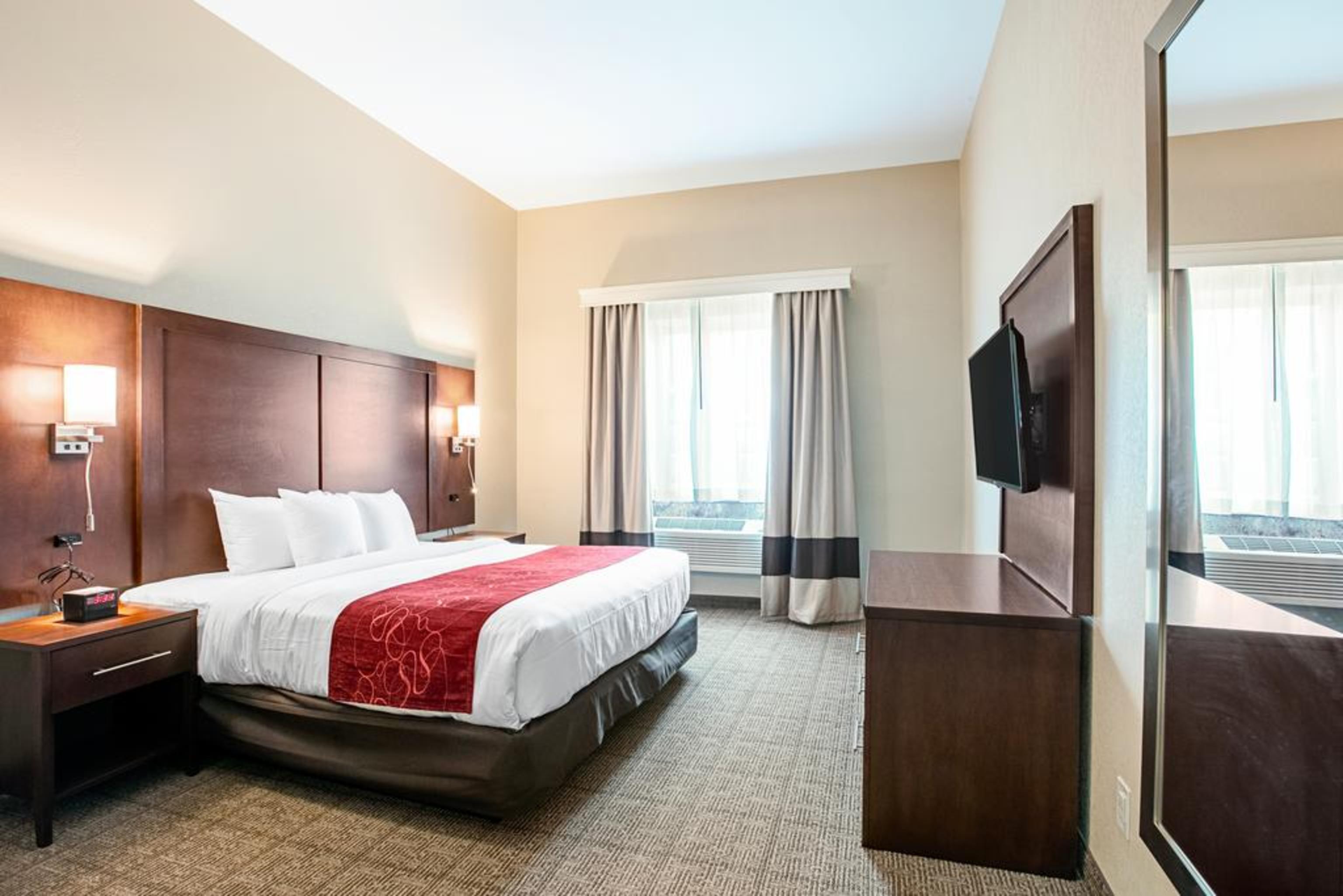 Comfort Suites Fishkill Near Interstate 84 Exterior photo