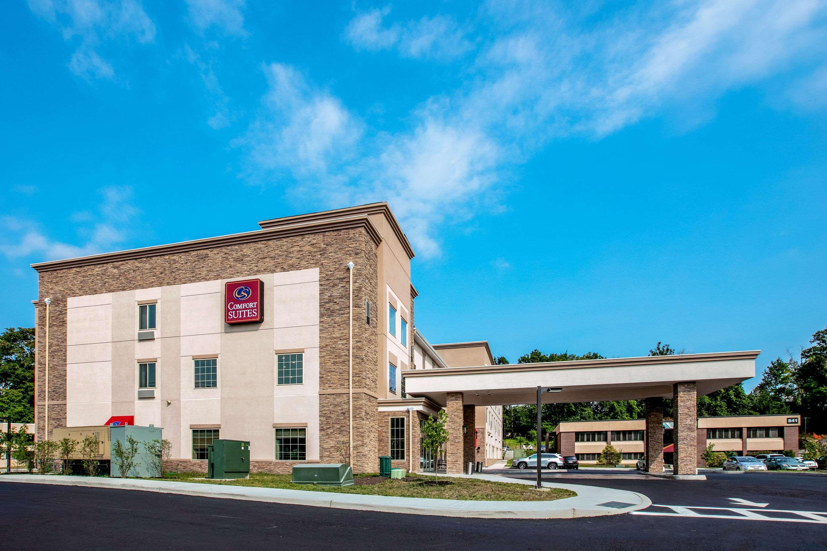Comfort Suites Fishkill Near Interstate 84 Exterior photo
