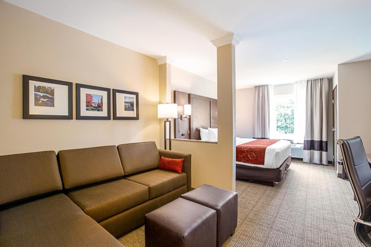 Comfort Suites Fishkill Near Interstate 84 Exterior photo